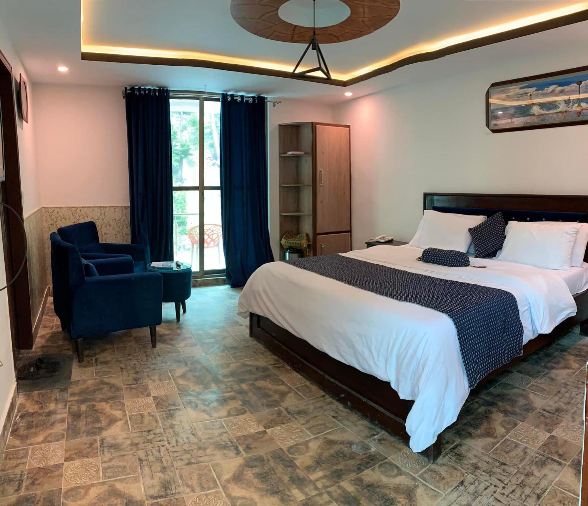 Hotel Birmingham Palace Kalam By Khan Familia Ngoại thất bức ảnh