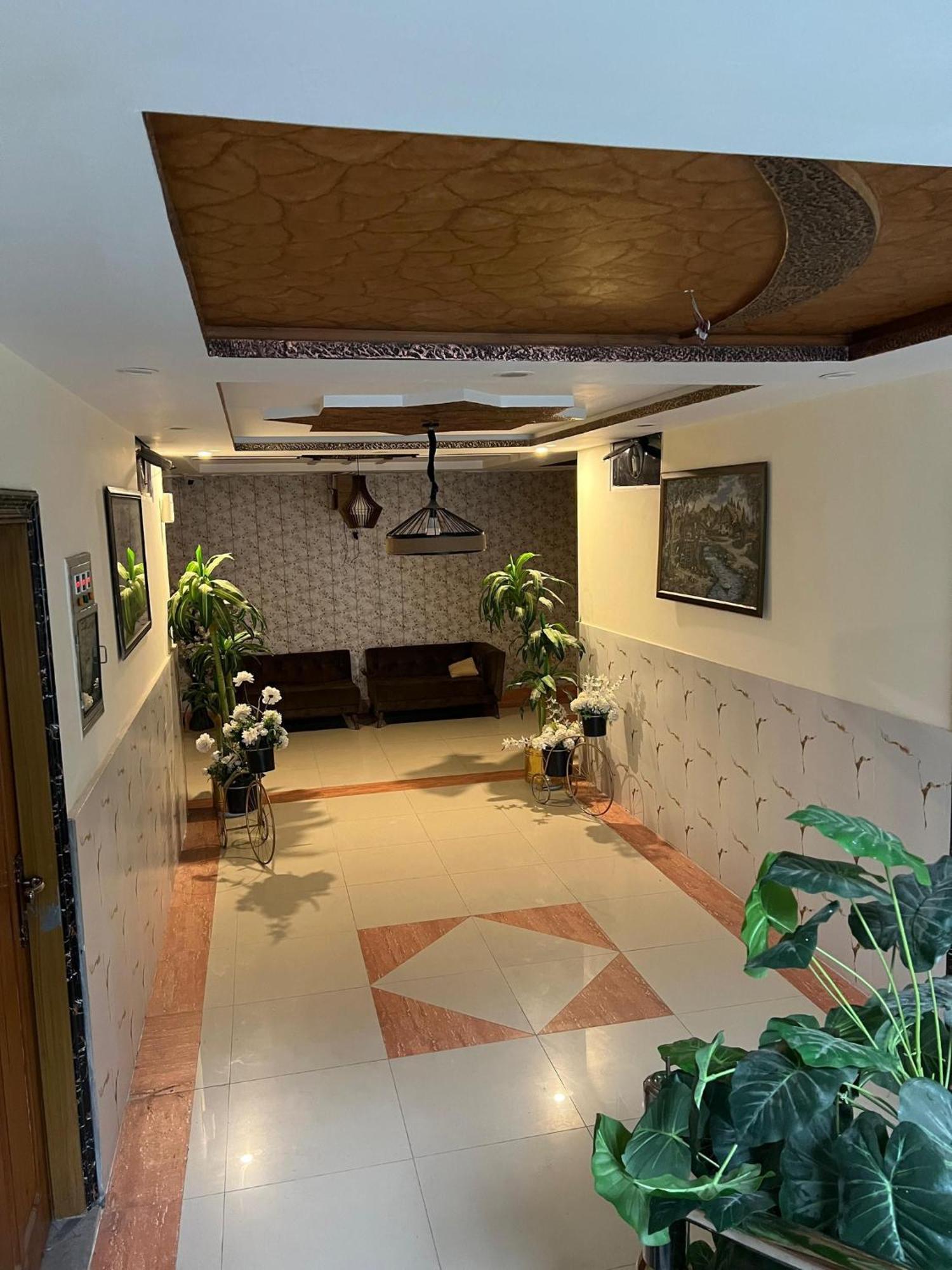 Hotel Birmingham Palace Kalam By Khan Familia Ngoại thất bức ảnh